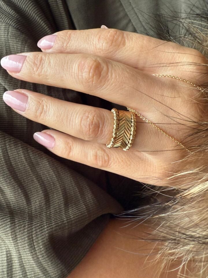 Dorika Taşlı Yüzük