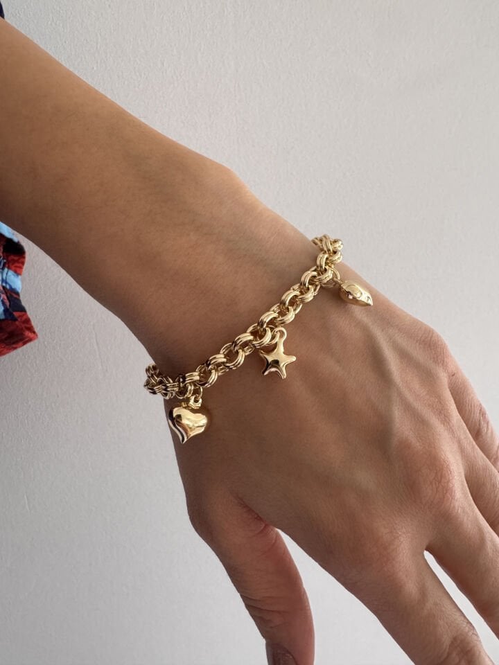 Sevgi bilekliği ( cet )