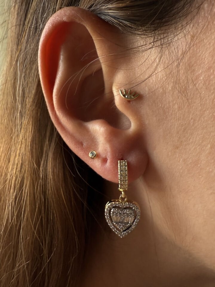 Altın Montür Kalp Küpe